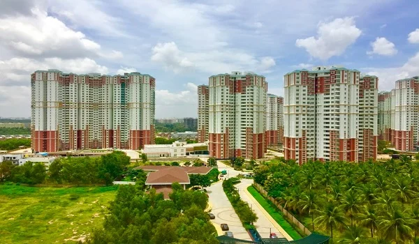 Prestige Lakeside Habitat